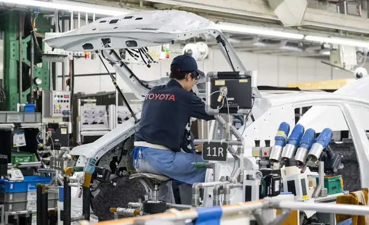 Công Nhân Toyota
