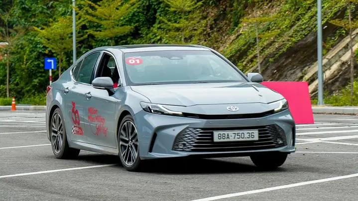 Đánh Giá Toyota Camry Đánh Giá Toyota Camry