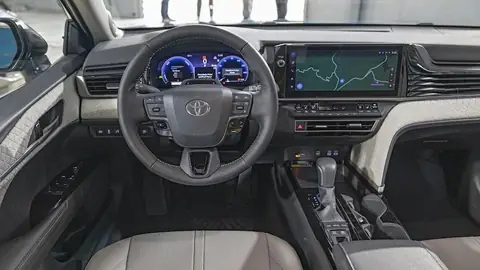 Đánh Giá Toyota Camry