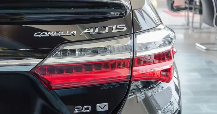 Đánh Giá Xe Toyota Altis 2019