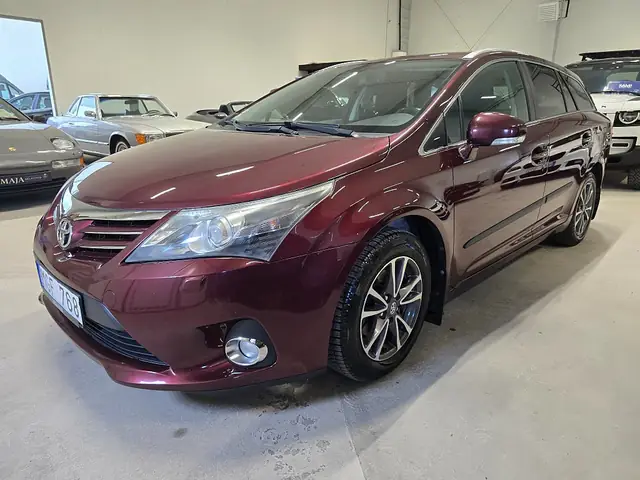 Dragkrok Toyota Avensis