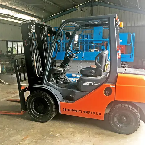 Forklift Toyota 3 Ton