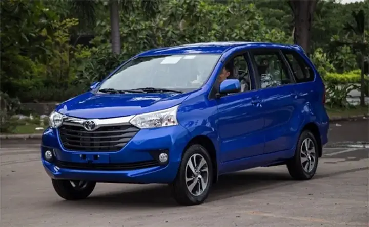 Giá Toyota Avanza 2018