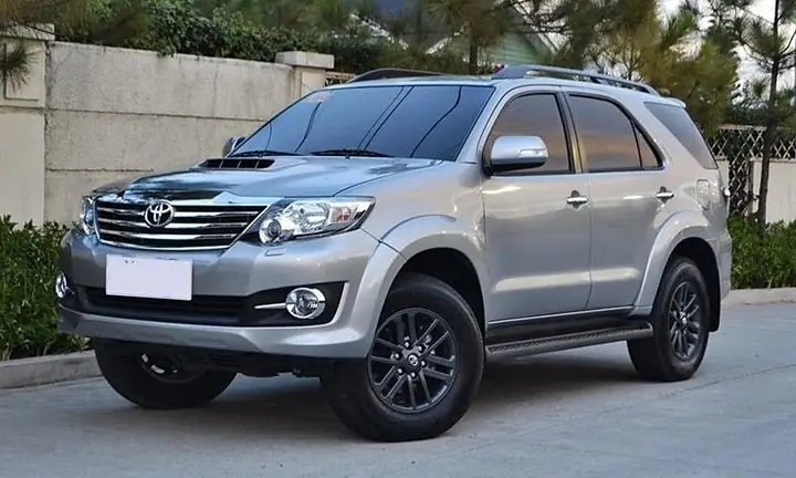 Giá Toyota Fortuner 2015 Giá Toyota Fortuner 2015