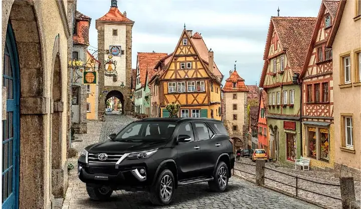 Giá Toyota Fortuner 2017 Giá Toyota Fortuner 2017
