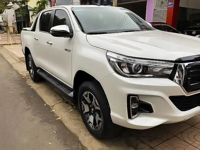 Giá Toyota Hilux 2018 Giá Toyota Hilux 2018