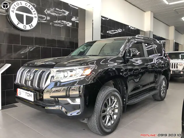 Giá Toyota Prado 2019