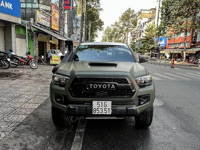 Giá Toyota Tacoma Tại Việt Nam