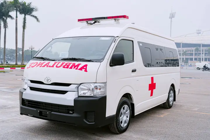 Giá Xe Cứu Thương Toyota Hiace