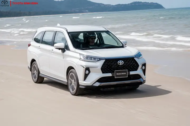 Giá Xe Toyota 7 Chỗ Mới