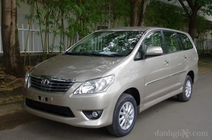 Giá Xe Toyota Innova 2012 Cũ Giá Xe Toyota Innova 2012 Cũ