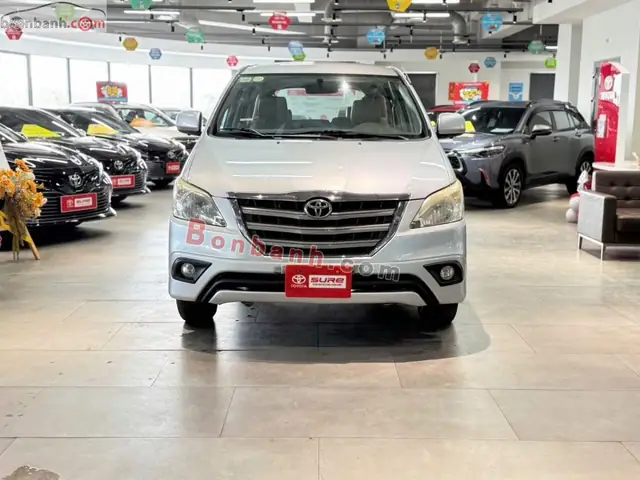 Gia Xe Toyota Innova G 2014