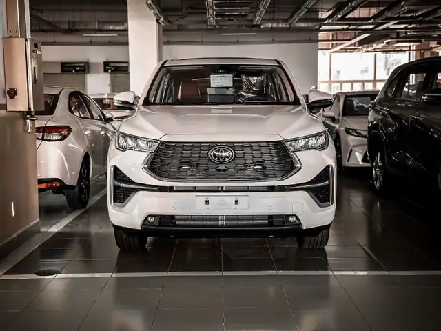 Giá Xe Toyota Innova Mới Nhất