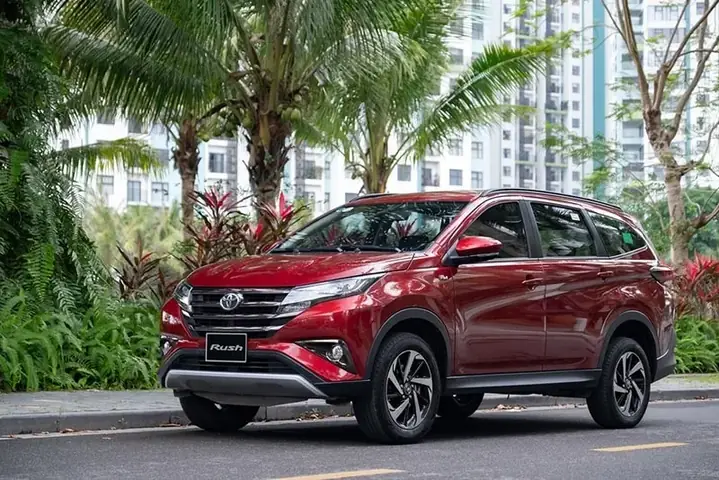 Giá Xe Toyota Rush Mới Nhất