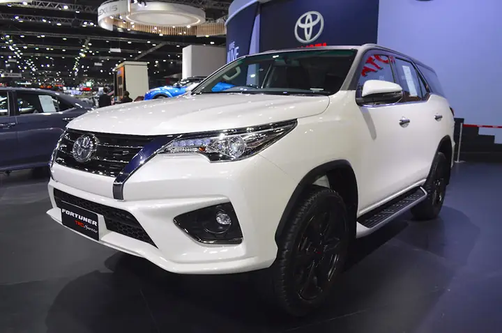 Http Banxehoi.com Xe-toyota-van-mau-bac