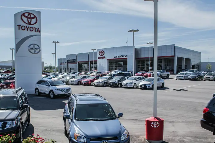 Joe Machens Toyota