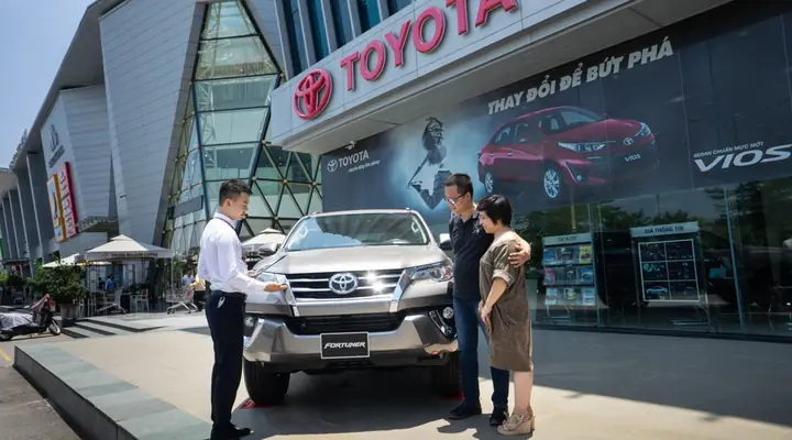 Khách Hàng Của Toyota