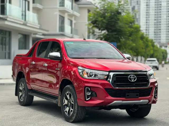 Lái Thử Toyota Hilux 2018