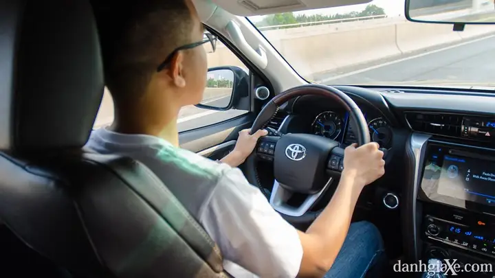 Lái Thử Xe Toyota 2017