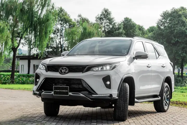 Mazda Cx 8 Vs Toyota Fortuner