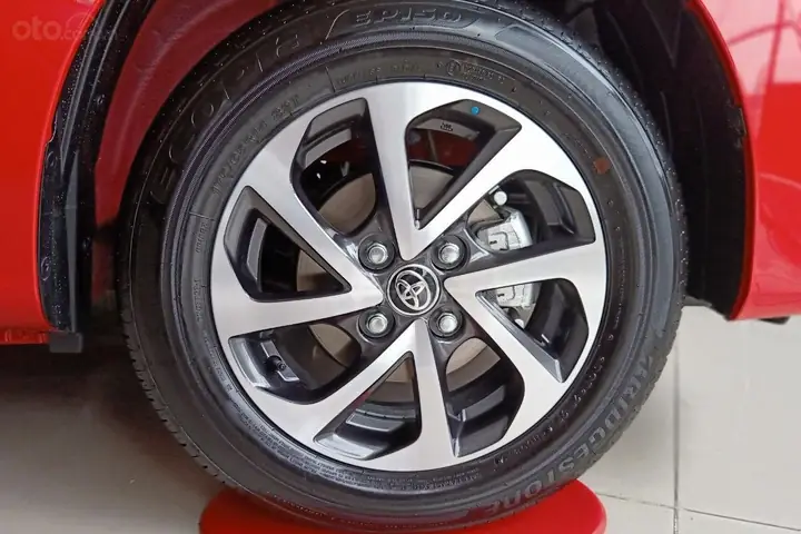 Mitsubishi Mirage Và Toyota Wigo