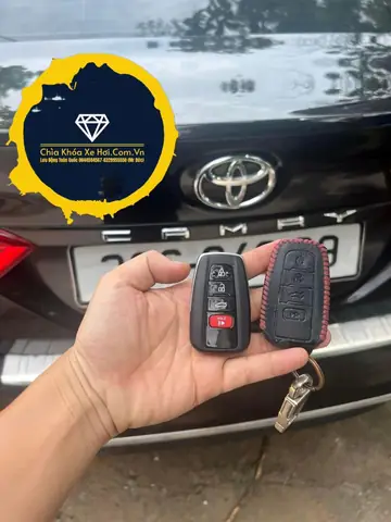 Móc Khóa Xe Hơi Toyota