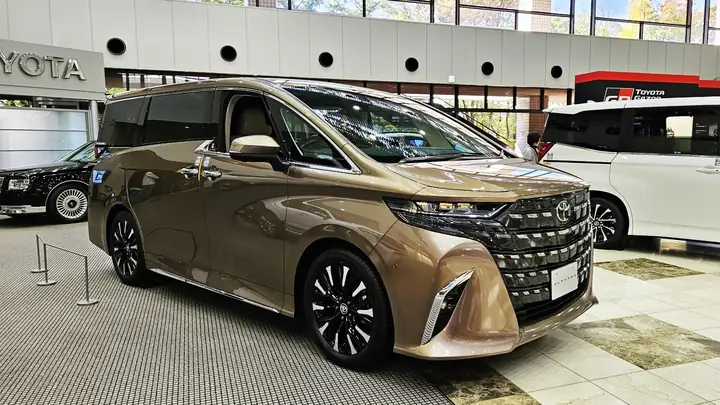 Mpv Hạng Sang Toyota Alphard