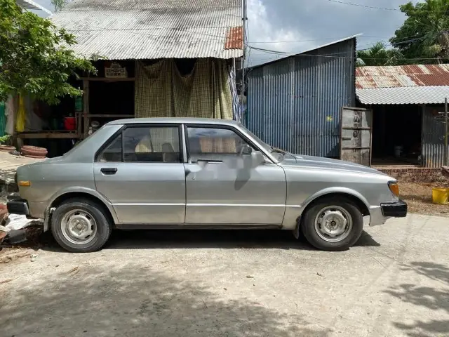 Mua Ban Toyota Cruiser 1981