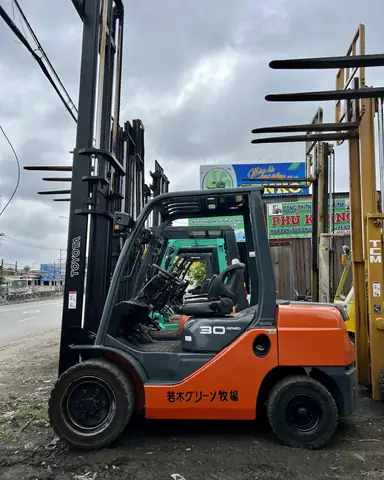 Mua Xe Nâng Toyota 3tấn