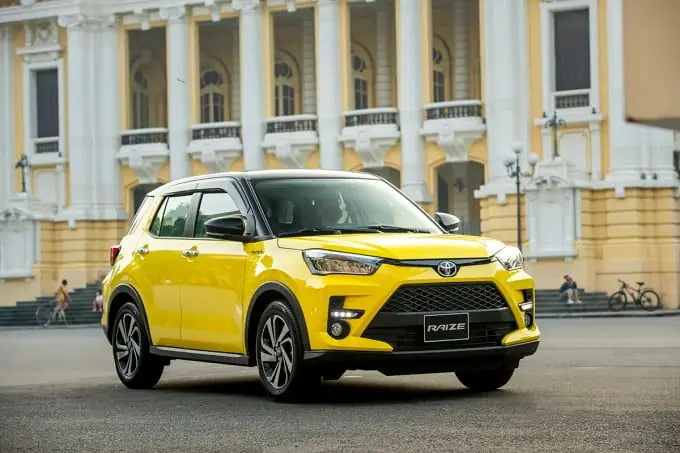 Mua Xe Toyota 4 Chỗ