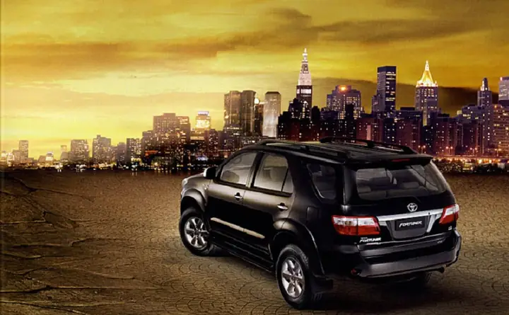 Mua Xe Toyota Fortuner 2009