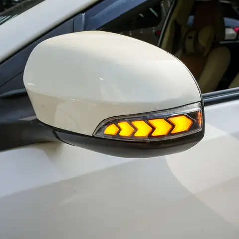 Nhan Độ Toyota Yaris 2015