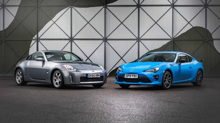 Nissan 350z Or Toyota 86 Nissan 350z Or Toyota 86