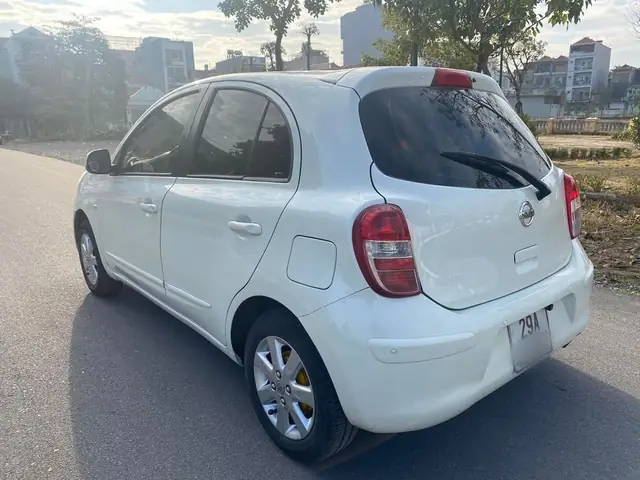 Nissan Micra O Toyota Yaris