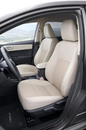 Noi That Toyota Altis 2017