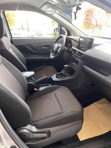 Nội Thất Toyota Avanza 2010 Nội Thất Toyota Avanza 2010