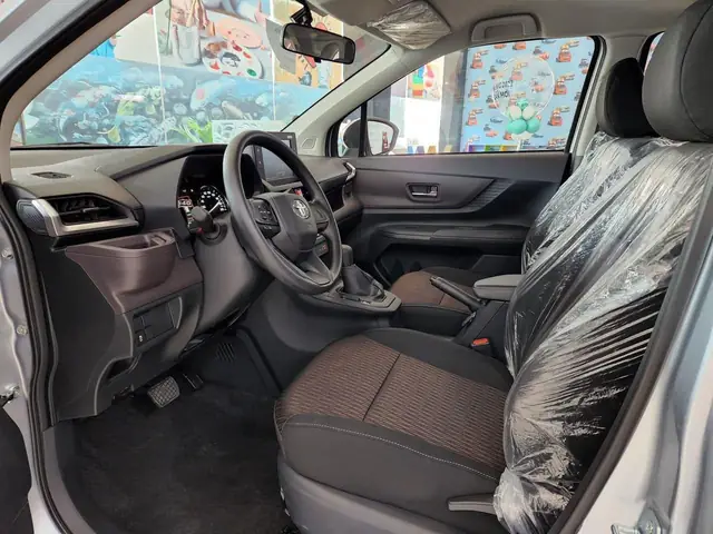 Nội Thất Toyota Avanza