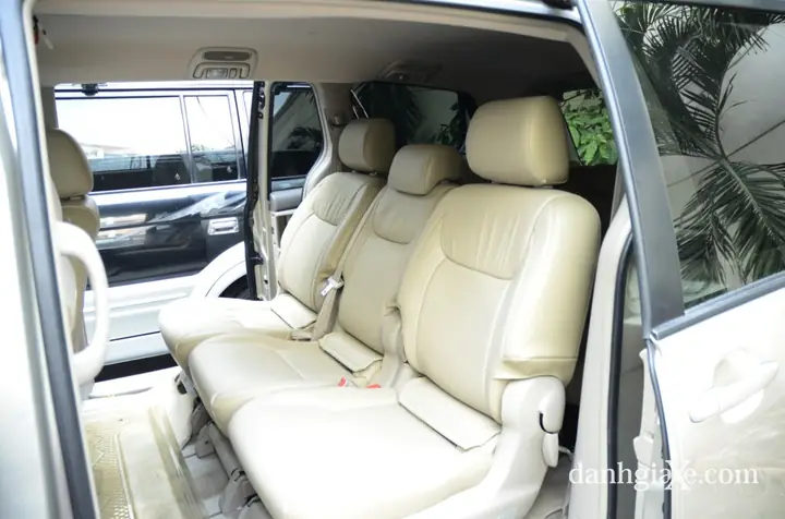 Nội Thất Toyota Sienna 2008