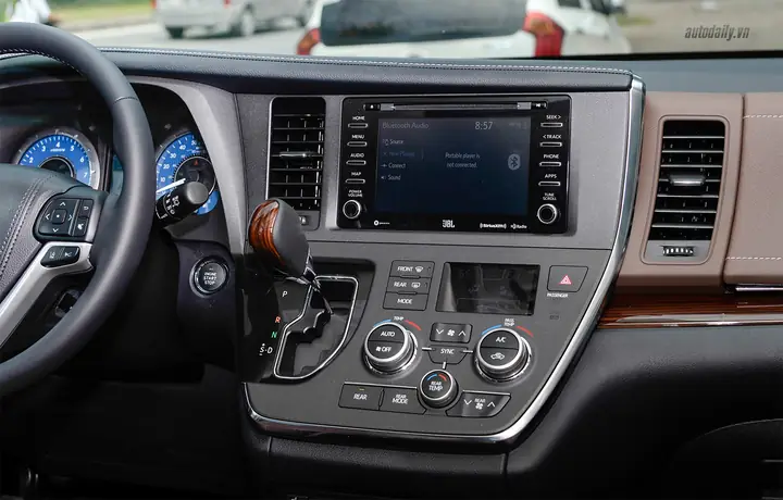 Noi Thatv Toyota Sienna 2018
