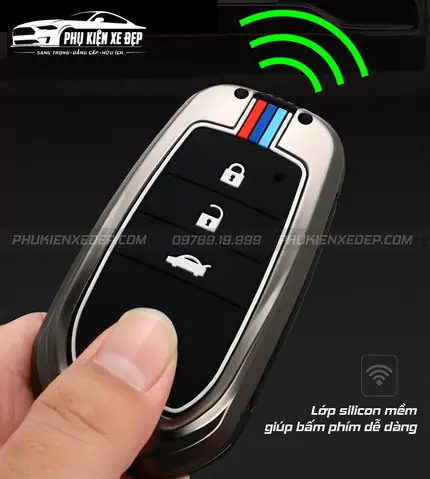 Nút Khóa Nhựa Toyota Innova