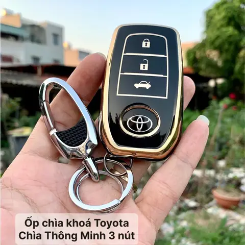 Nút Khóa Nhựa Toyota Innova