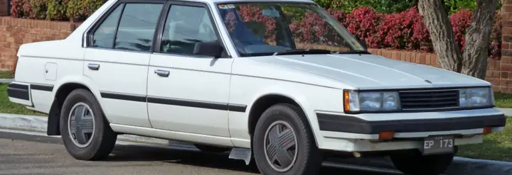 Oto Toyota Corona 1983 Model