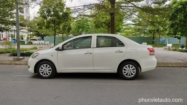 Oto Toyota Cu Gia Re