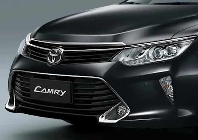 Ra Mắt Toyota Camry 2017