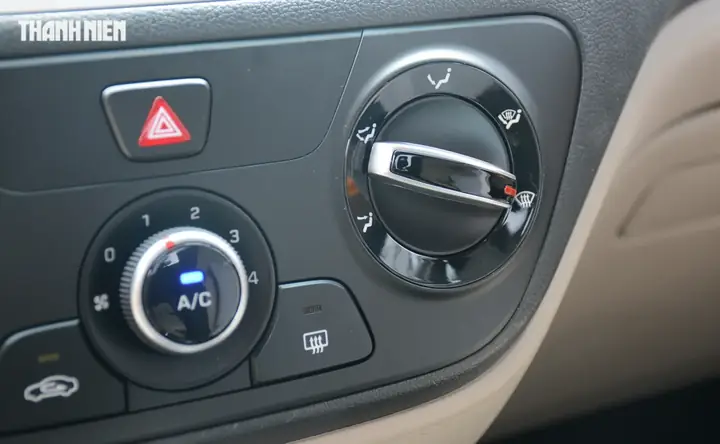 Sấy Kính Toyota Vios 2019
