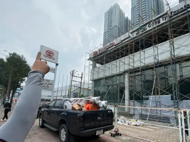 Showroom Toyota Nguyen Huu Canh