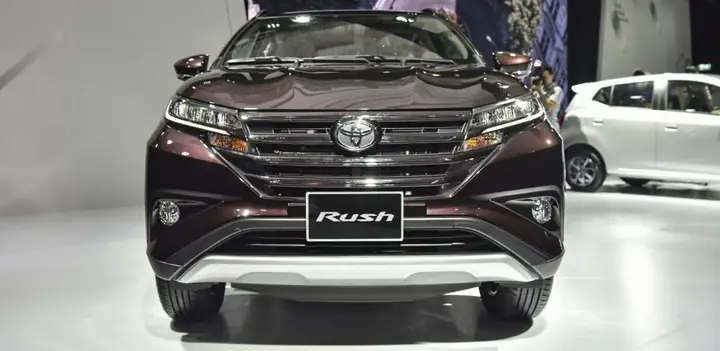 So Sánh Toyota Rush Và Avanza