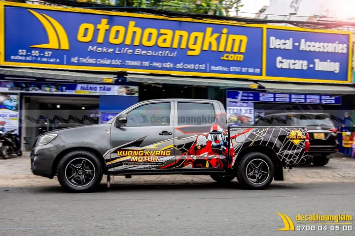 Tem Xe Toyota Hilux