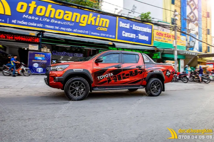 Tem Xe Toyota Hilux