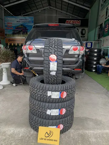 Thay Lốp Ô Tô Toyota